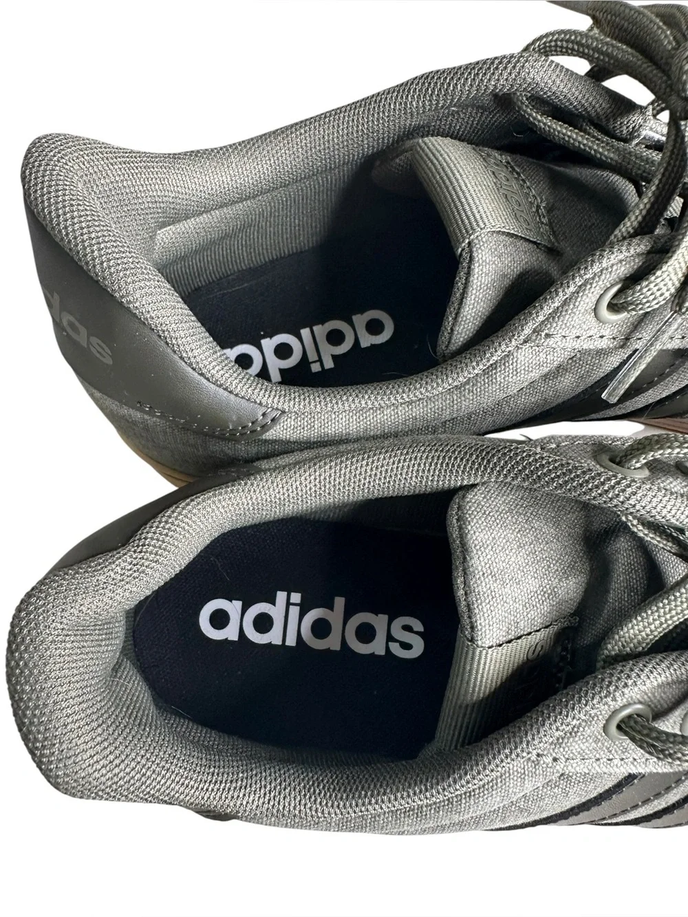 Adidas Men’s Daily 4.0 Canvas Sneakers. Size 11. Olive Green